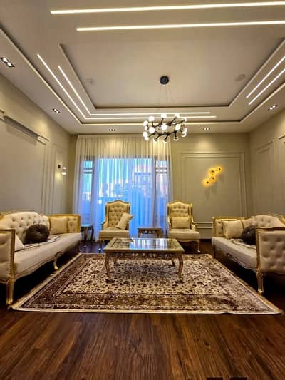 independent house for rent in Gulshan block 15 vip location