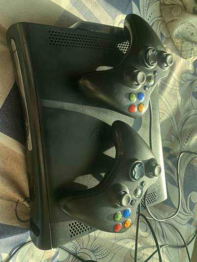 Xbox 360 jasper with dual controllers