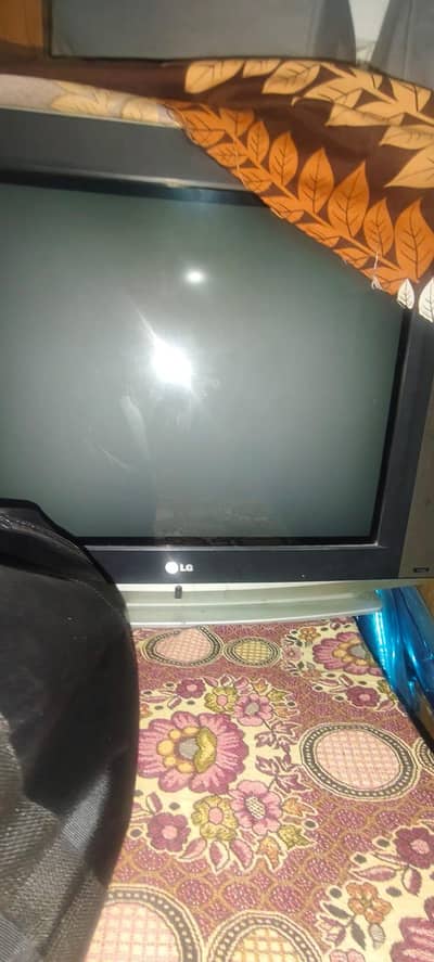 LG television for sale condition bilkul sahi Hy