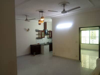 NEW 5 MARLA UPPER PORTION FOR RENT