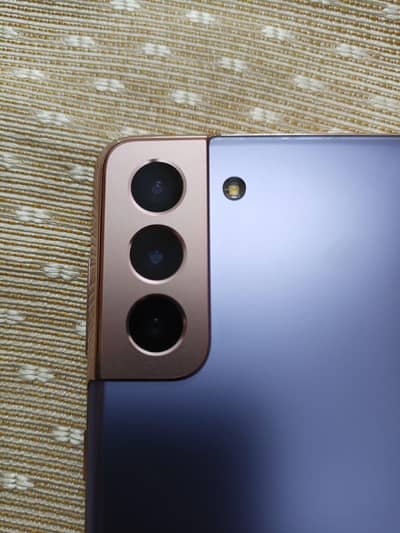 s21 plus(128 gb)  for sale(urgent)