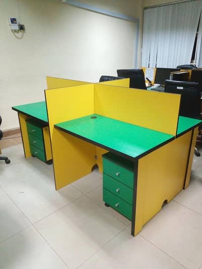 new office cubical /workstation/ executive & conference table