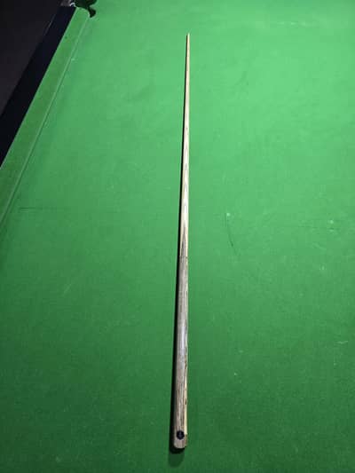 R. A - HANDMADE - 2 PIECE SNOOKER CUE WITH BOX