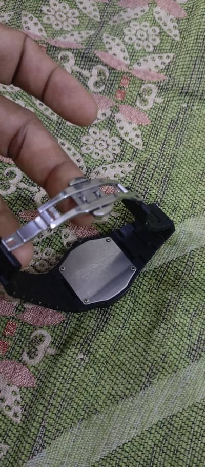 Black Aura Arabic Watch