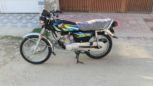 bike 2026 model ha 10/10 condition phone 03714470208
