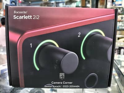 focusrite 2i2 4th Genration box pack