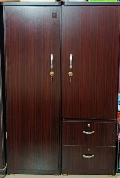 Spacious wardrobe with drawers