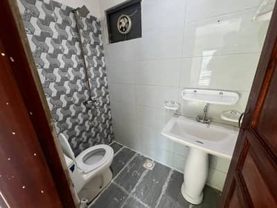 2bedrooms Unfurnished Appartment Available for rent in E11 4 near main margallah road