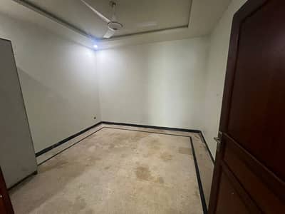 2bedrooms Unfurnished Appartment Available for rent in E11 4 near main margallah road