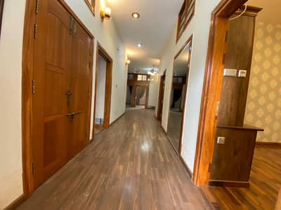 Ground portion for rent in i-8