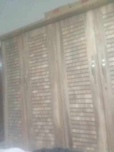 Mujhay driver ki needed hai jo mehran Chaka saky