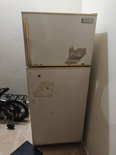 Philips Whirlpool Fridge 2 door (not working)