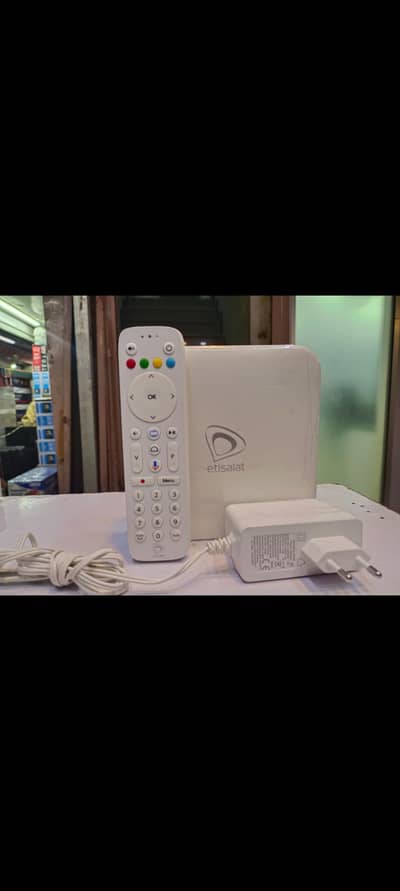 Etisalat Android box v 9 With Voice Remote original