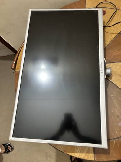 EcoStar 32 Inch LED TV