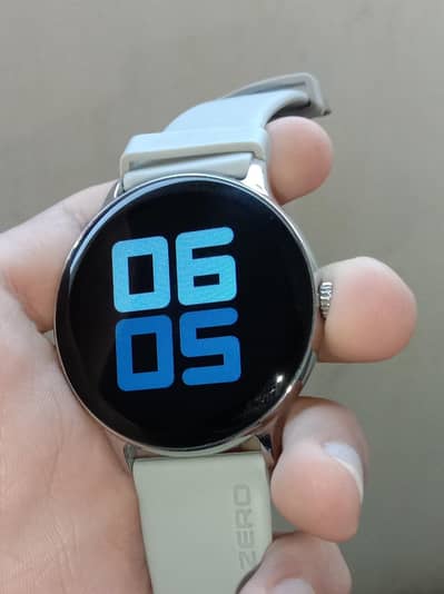 Zero's Luna Smartwatch