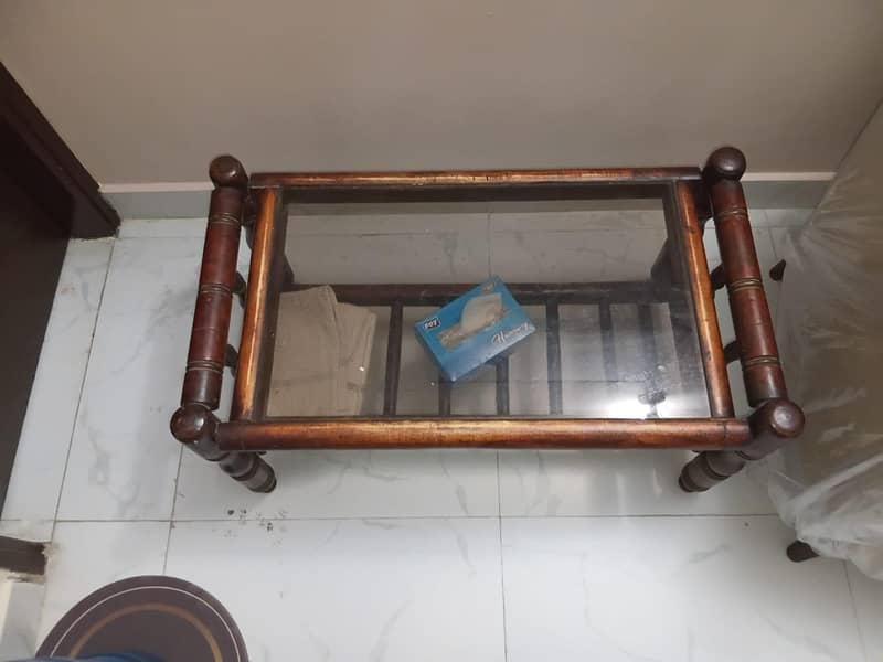 Sofa Set & Tea Table 2