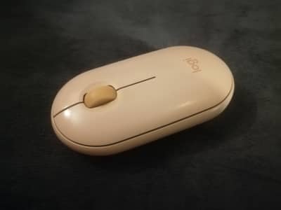 Logitech M350 Pebble Bluetooth Dual Mode Silent Wireless Mouse