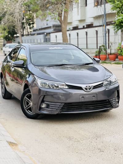 Toyota Corolla GLI 1.3 2018 Full Genuine Conditon First Owner