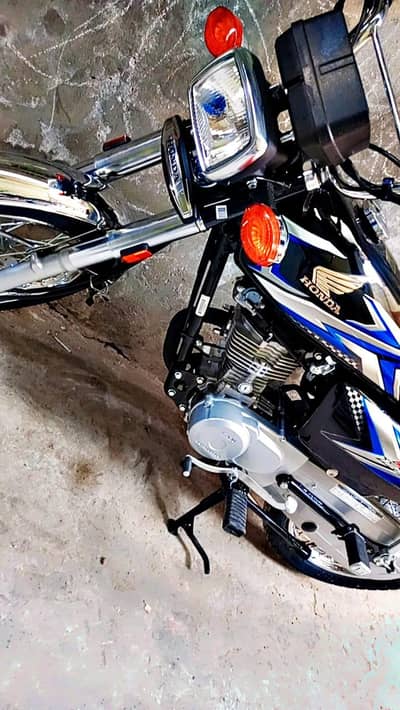 Honda 125 new condition