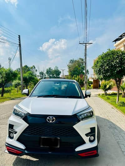 Toyota Raize Z package full house