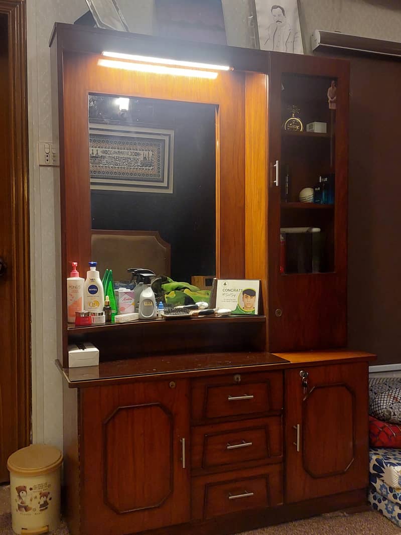 Dressing Table 1