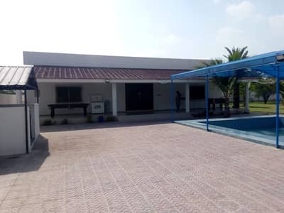 Luxury Farmhouses in Karachi