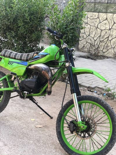 Kawasaki DT 125