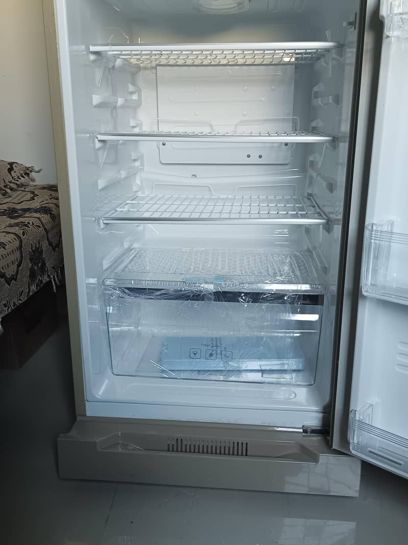 Brand New box pack homage fridge medium size 1