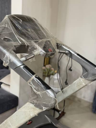 Advance Incline Treadmill.