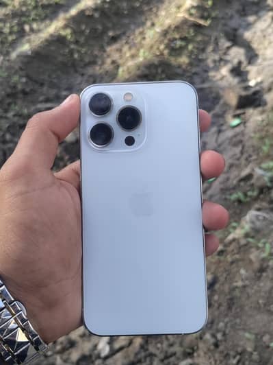 iphone 13 pro. 128 gb memory