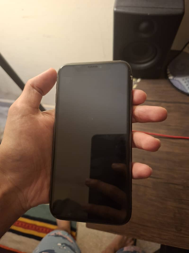 Apple iPhone 11 1