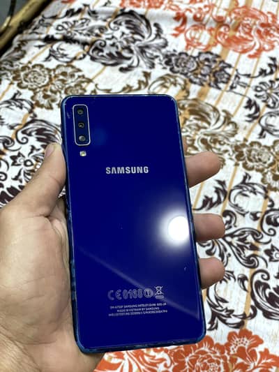 Samsung a7 4gb 128gb exchange possible 03150815779