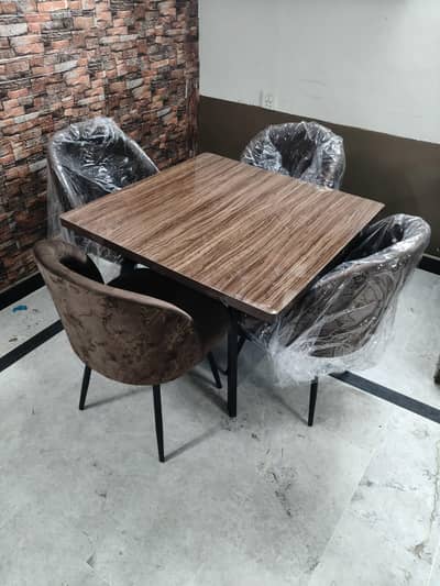 4-seater dinning table chairs