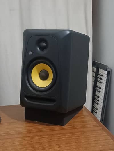 KRK CLASSIC 5 STUDIO MONITORS (PAIR) SALE URGENT