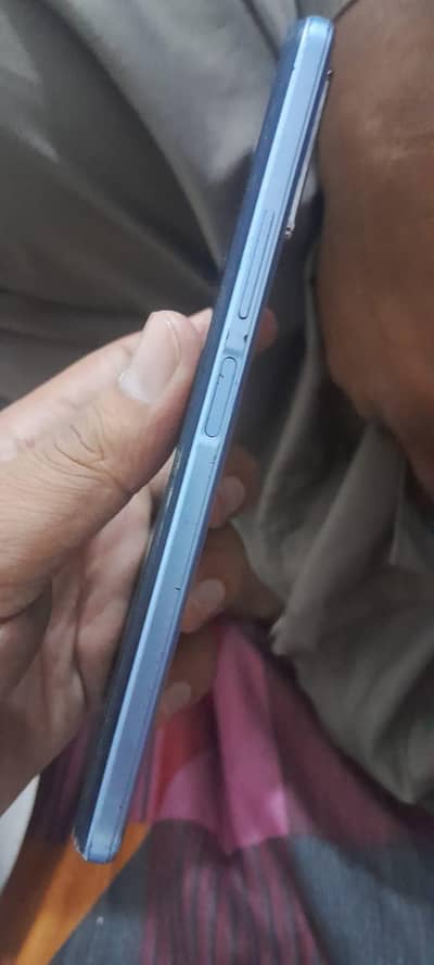Vivo Y33s 8+8/128gb panel change + break finger off ha