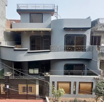 10 Marla Double Storey Luxury House For Rent