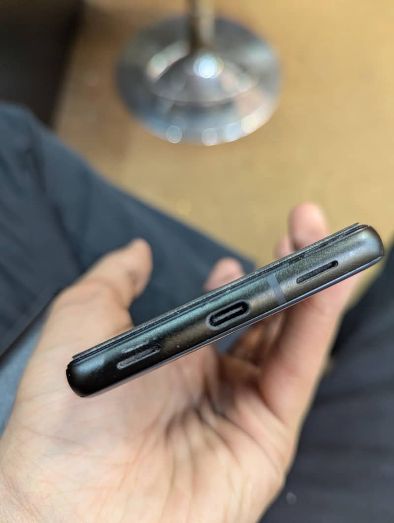 Pixel 6a - Mint condition 5