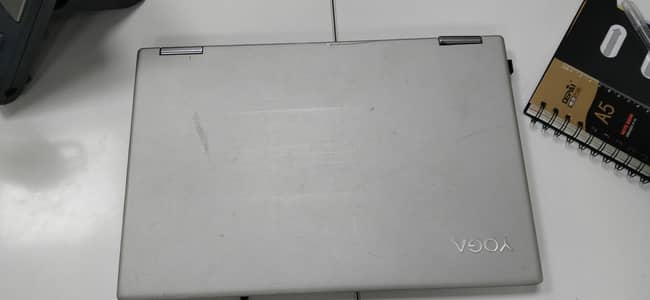 Lenovo yoga core i7 gen 7th touch pad