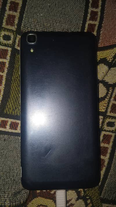 Samsung S8,oppo A57,Huawei y6s(Exchange Possible)with one good phone