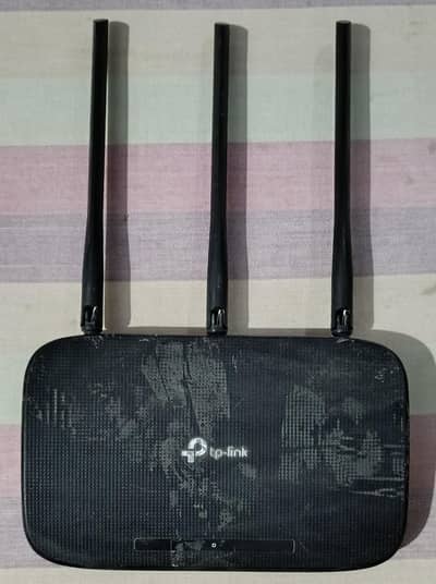 TP-LINK ROUTER