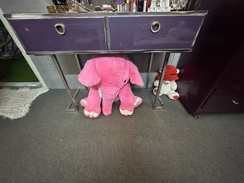 Dressing table 5