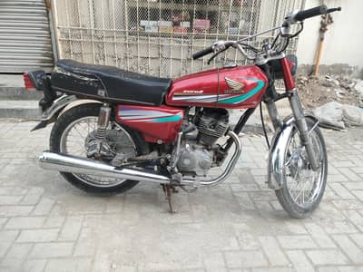 Honda CG 125 2010 model Sukkur Number  Read Add plz
