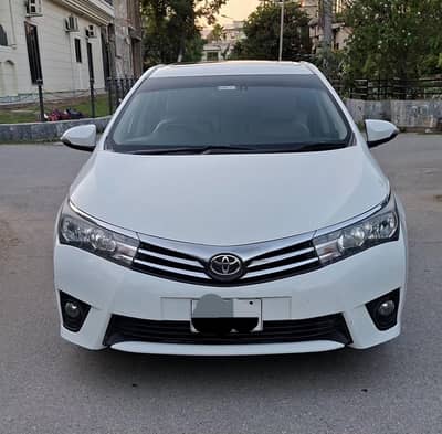 Toyota Altis Grande 1.8. . Model . 2015. Gift For Grande Lovers