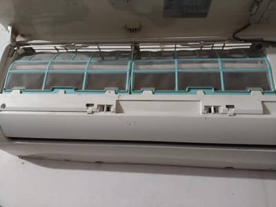 Dawlance 1 ton DC inverter ac