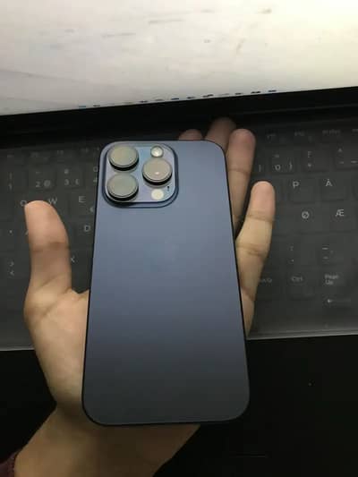 iPhone 15 pro Bypss 256 Gb