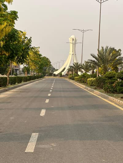 5 Marla Residential plot for Sale In New Lahore city ph3