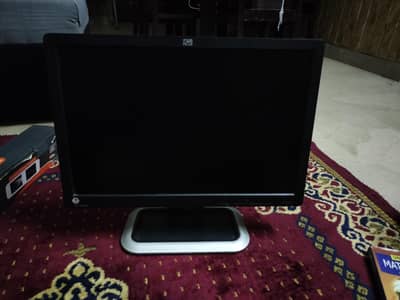 LCD (Monitor) is in a very good condition