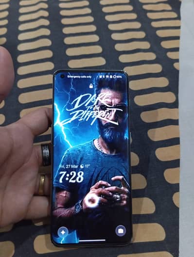 OnePlus 11 5g global duelsim bought from USA 16+12gb 512gb. read ad plz