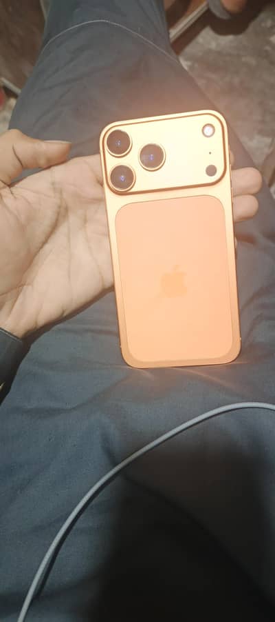 iphone xr convert 17 pro