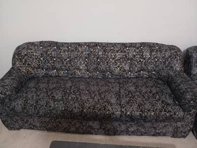 5 Seater sofa with Centre Table